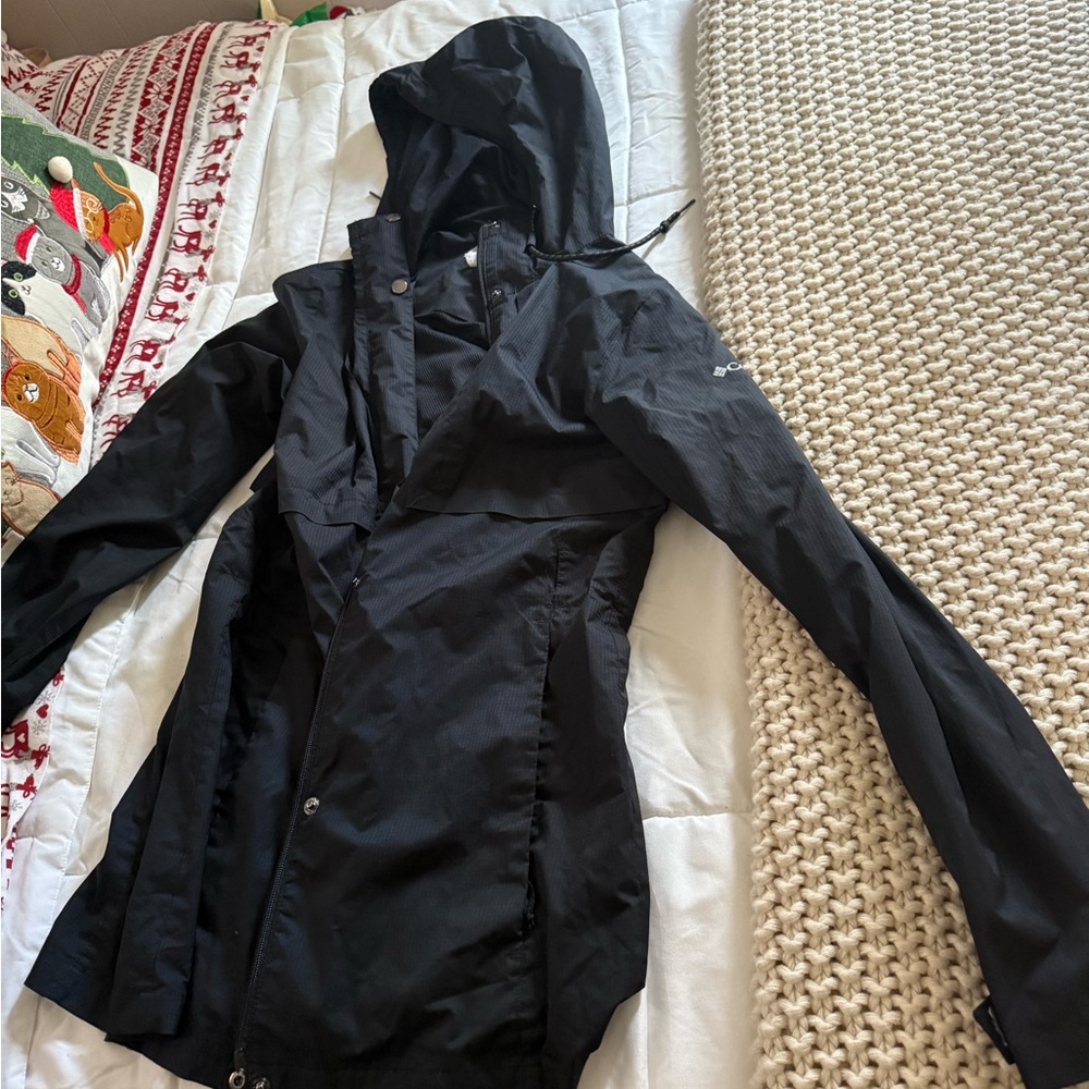 Columbia Women's Black Rain Jacket